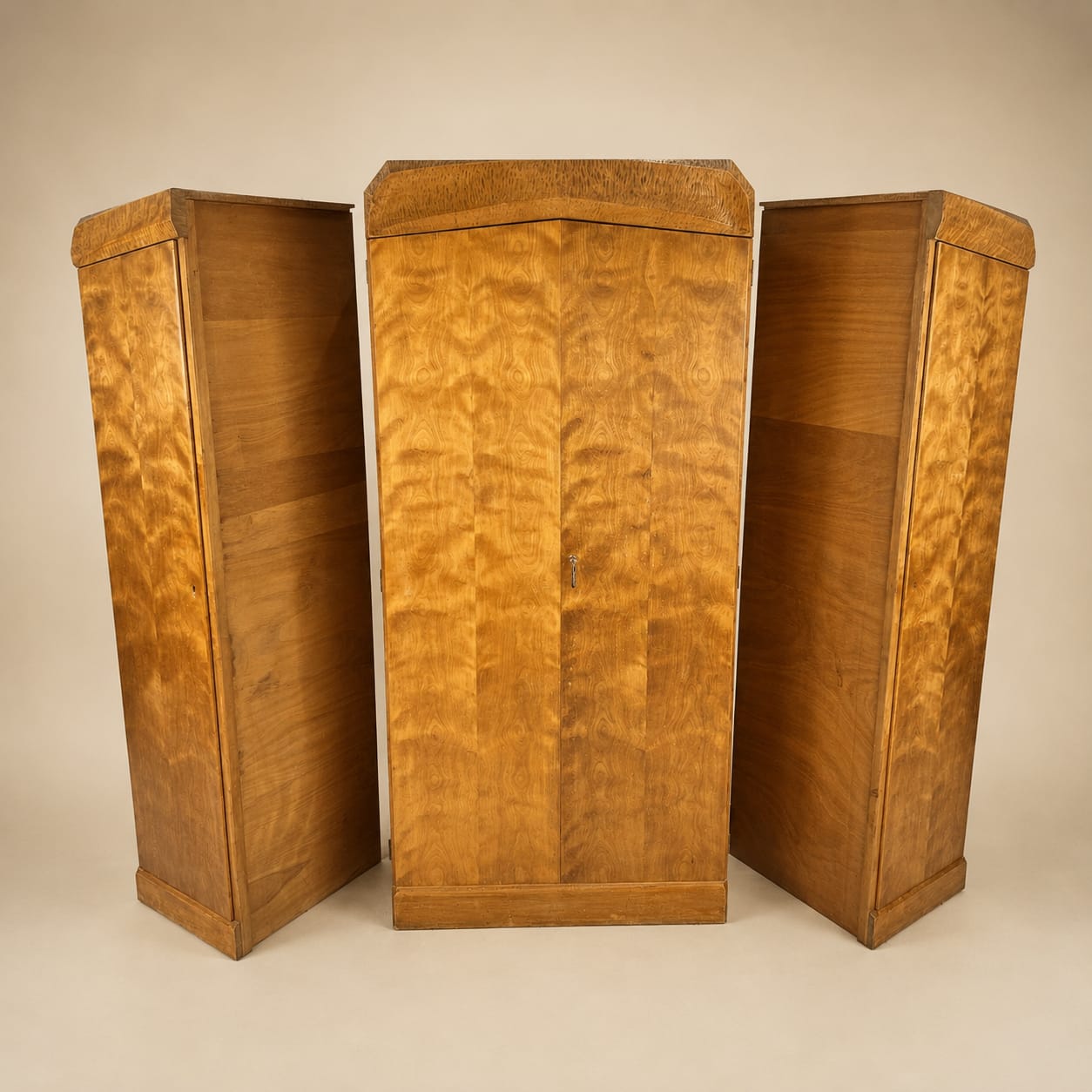 Anthroposophical Handmade Wardrobe, Netherlands, 1940s - Afbeelding 3