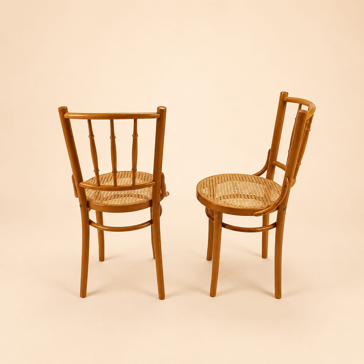 Set of 2 Romanian Cane and Birch Bentwood Chairs, 1960s - Afbeelding 2